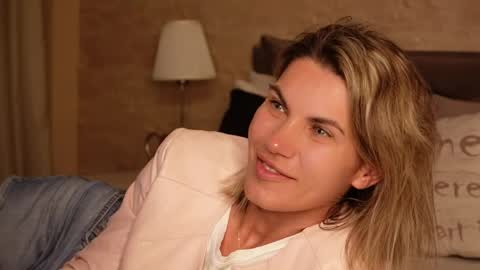 Snapshot of feliciakrige chatting on June 2026 08:21:02 PM FeliciaKrige online show from June 2026 08:21:02 PM