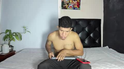  Felipe  online show from October 2025 08:31:01 PM