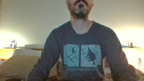 felipesmg2 online show from November 2025 11:33:01 AM