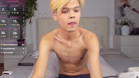 Felix online show from February 2025 10:29:02 PM