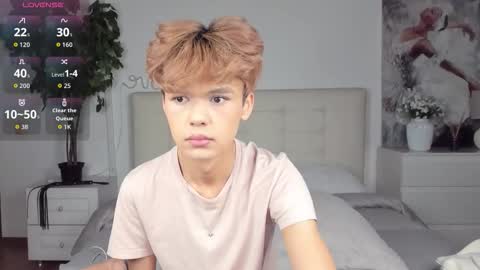 Felix online show from September 2025 04:12:02 PM