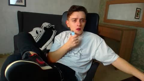 FelixStark online show from December 2025 04:50:01 AM