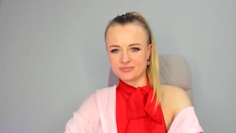 felorina online show from April 2026 08:02:02 PM