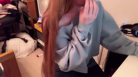 Snapshot of femboytummy chatting on January 2025 11:53:02 PM femboytummy online show from January 2025 11:53:02 PM