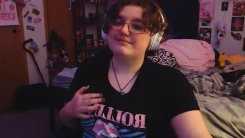 femcelsam online show from April 2026 04:01:01 AM