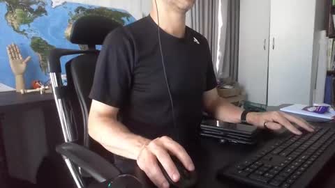 femdomsubby online show from December 2024 04:00:01 AM