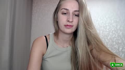 Femke online show from April 2026 08:09:02 PM