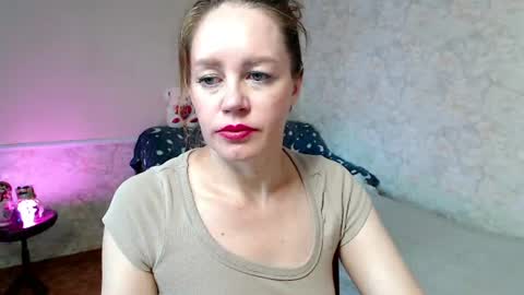 Snapshot of fern_lust chatting on July 2026 10:39:01 AM fern_lust online show from July 2026 10:39:01 AM
