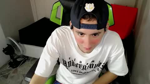 FERNANDO online show from November 2025 03:08:02 AM