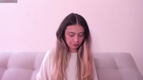 fernanda  online show from June 2026 04:45:01 PM