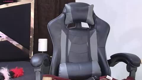 Fernandabrown s online show from December 2025 07:03:01 AM