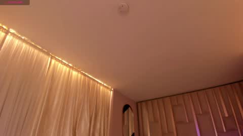 Snapshot of fernandax1_ chatting on January 2025 12:41:01 AM FER online show from January 2025 12:41:01 AM