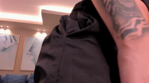 Snapshot of fernandax1_ chatting on January 2025 12:39:02 AM FER online show from January 2025 12:39:02 AM