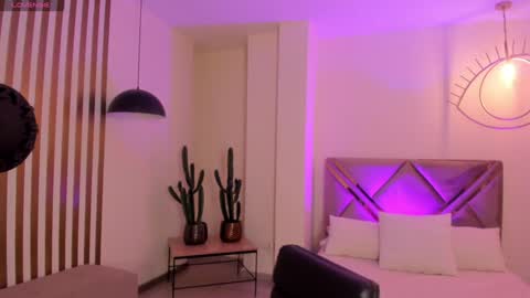 Snapshot of fernandax1_ chatting on February 2025 06:44:02 PM FER online show from February 2025 06:44:02 PM