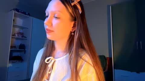 Snapshot of ferneprivatsky chatting on October 2025 07:58:02 PM Alice online show from October 2025 07:58:02 PM