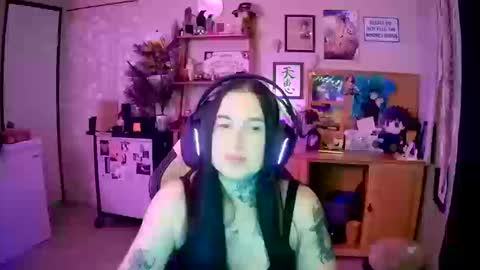 ferocityflame online show from October 2025 02:01:02 AM