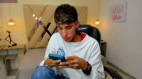 FER PHOENIX online show from February 2026 03:16:02 AM