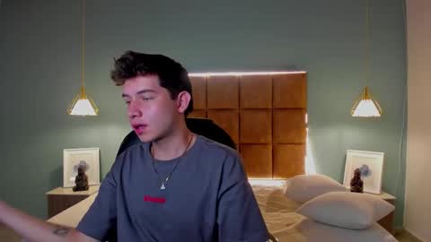 Fer and Rayder online show from October 2025 12:47:02 PM