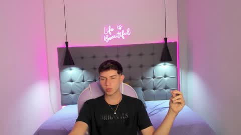 Fer and Rayder online show from October 2025 12:39:01 PM