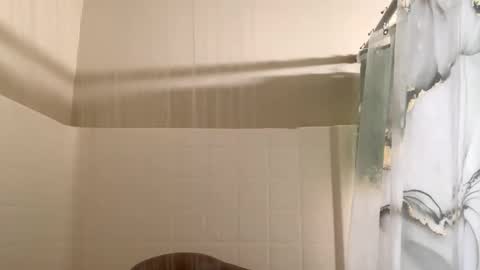 fettifinesor online show from February 2026 03:49:02 PM