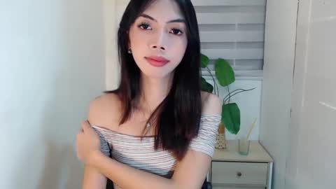 feyaaa online show from February 2025 12:52:01 AM