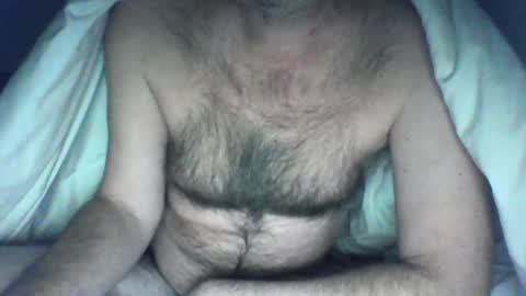 Snapshot of feyo123 chatting on December 2024 07:33:01 PM Beachmancan online show from December 2024 07:33:01 PM