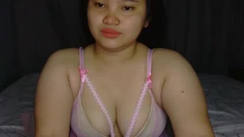 fhwilloughbyxx online show from April 2026 06:13:02 PM