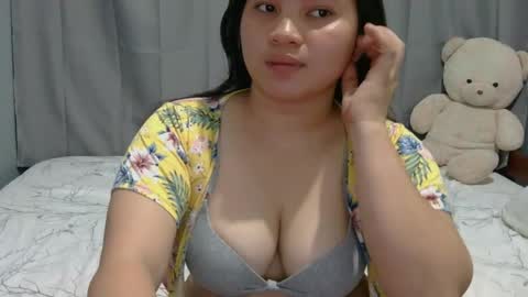 fhwilloughbyxx online show from April 2026 08:35:01 AM