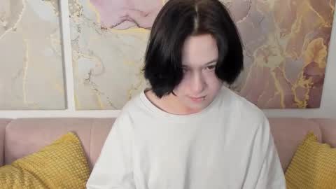 fiamoory online show from March 2026 01:21:01 AM