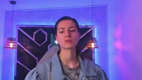   online show from January 2025 12:10:01 PM