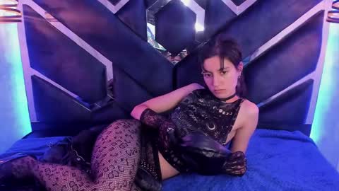   online show from February 2025 03:07:01 PM