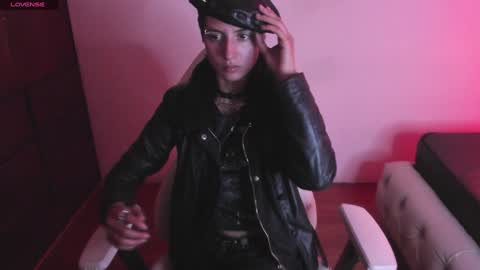   online show from February 2025 03:21:02 AM