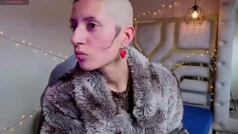   online show from April 2026 08:02:01 PM