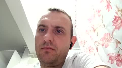 Nick online show from October 2025 05:31:01 AM