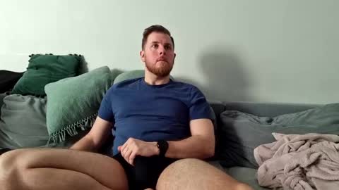 Snapshot of fikol123 chatting on February 2025 08:50:01 AM fiolkamil online show from February 2025 08:50:01 AM