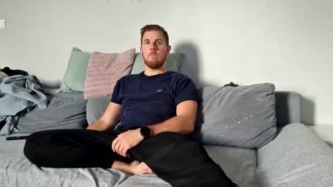 Snapshot of fikol123 chatting on October 2025 08:25:01 AM fiolkamil online show from October 2025 08:25:01 AM