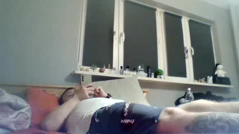 Snapshot of filipek757 chatting on June 2026 08:44:02 PM filipek757 online show from June 2026 08:44:02 PM