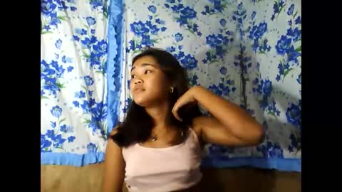 Snapshot of filipinagirl_18 chatting on April 2026 08:28:02 PM filipinagirl_18 online show from April 2026 08:28:02 PM