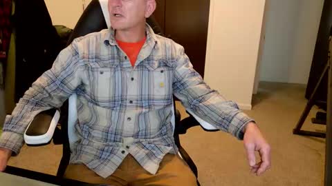 Ross online show from November 2025 10:19:02 PM