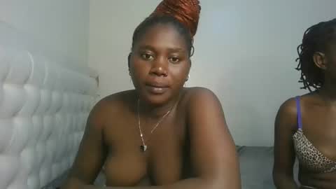 melanie online show from October 2025 09:37:01 PM