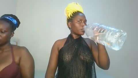 melanie online show from December 2025 09:33:01 PM