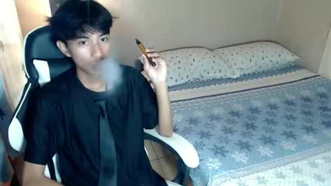 fineboii_rey18 online show from October 2025 10:22:02 AM
