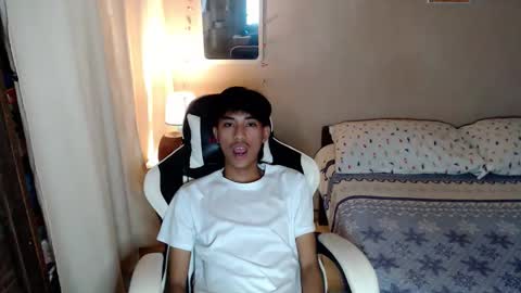 fineboii_rey18 online show from February 2026 08:35:02 AM