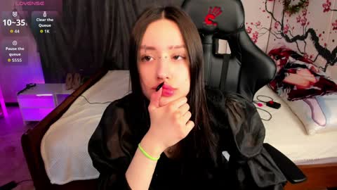 Hey I am Diana   HELP ME TO RICH 100 THUMBS UP online show from March 2026 06:57:01 AM