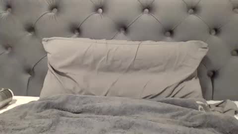 finn_2828 online show from February 2026 02:54:01 PM