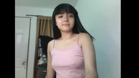 finnky1 online show from April 2026 04:52:01 AM