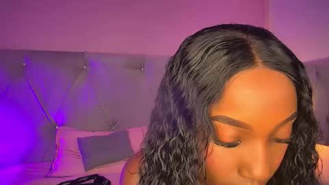 Fiorela Lenin  online show from April 2026 12:36:01 PM