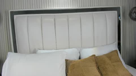 Snapshot of fiorelaston chatting on June 2026 04:05:01 AM Fiorela online show from June 2026 04:05:01 AM