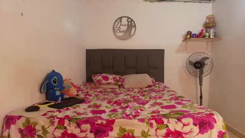Snapshot of fire_lovex chatting on June 2026 01:27:01 AM fire lovex online show from June 2026 01:27:01 AM