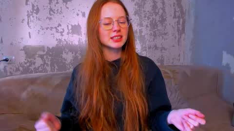 fire_luna online show from January 2026 05:00:02 AM